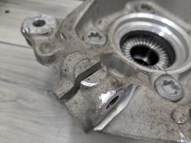 16-24 OEM BMW F39 F44 F48 X1 X2 Front Right Passenger Knuckle Wheel Hub Bearing