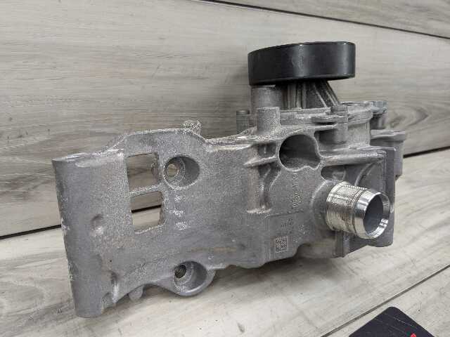 OEM BMW F39 F44 F48 X1 X2 228 M235 Engine Water Coolant Pump w/ Support