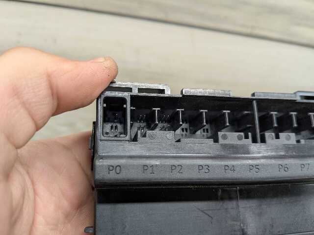 OEM BMW G01 G20 X3 Ethernet Power Distribution Power Fuse Relay Box Module