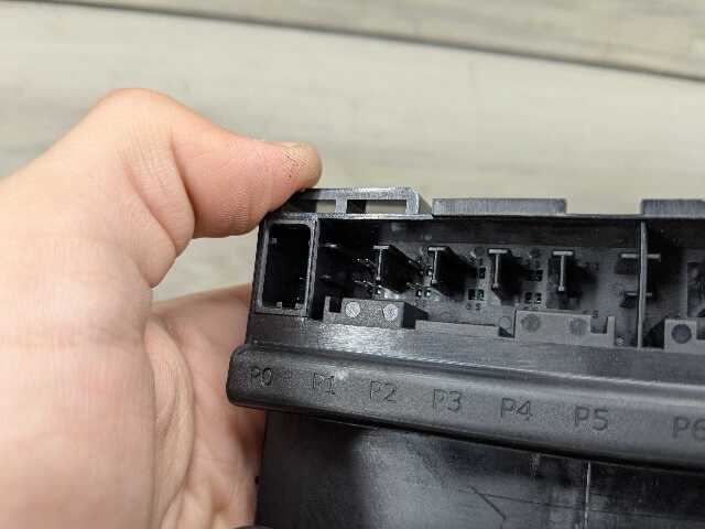 OEM BMW G01 G20 X3 Ethernet Power Distribution Power Fuse Relay Box Module