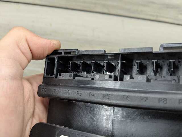 OEM BMW G01 G20 X3 Ethernet Power Distribution Power Fuse Relay Box Module