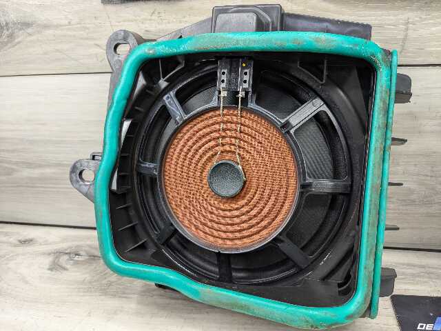 19-24 OEM BMW G20 330 M340 HiFi Hi-Fi Bass Audio Speakers Sub Subwoofers SET