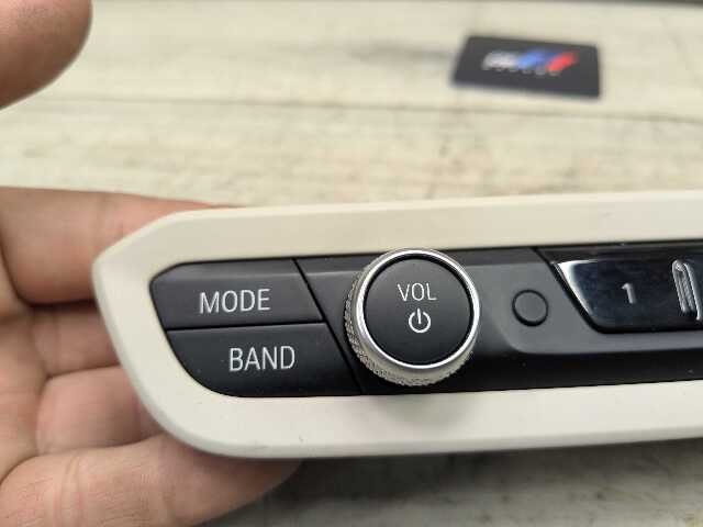 OEM BMW G20 G22 G23 G80 G82 G83 Control Panel Radio Media Buttons Control OYSTER
