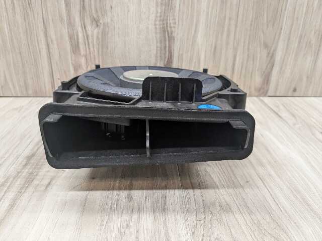 16-24 OEM BMW F39 F44 F48 X1 X2 228 Left Driver Sub Subwoofer Audio Speaker HIFI