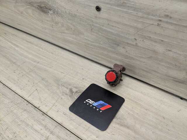 OEM BMW G20 G22 G23 G26* G42 G80 G82 Parking Distance Sonic PDC Sensor RED
