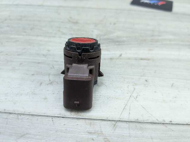 OEM BMW G20 G22 G23 G26* G42 G80 G82 Parking Distance Sonic PDC Sensor RED