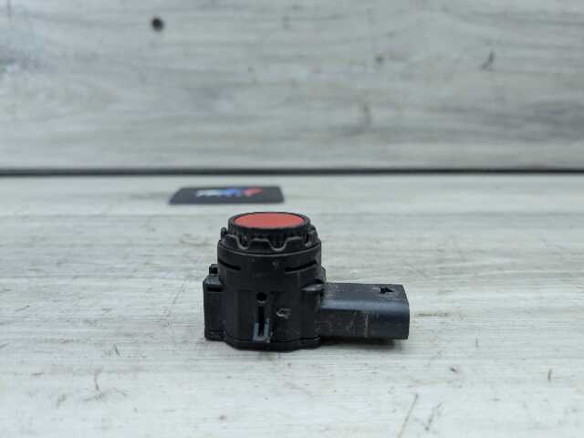 OEM BMW G20 G22 G23 G26* G42 G80 G82 Parking Distance Sonic PDC Sensor RED