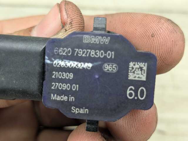 OEM BMW G20 G22 G23 G26* G42 G80 G82 Parking Distance Sonic PDC Sensor RED