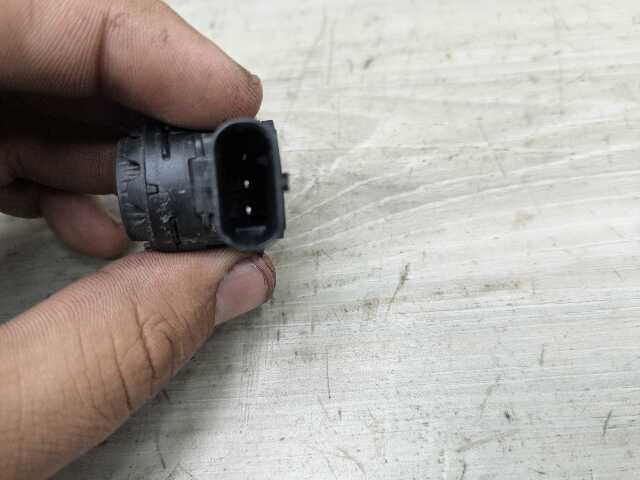 OEM BMW G20 G22 G23 G26* G42 G80 G82 Parking Distance Sonic PDC Sensor RED