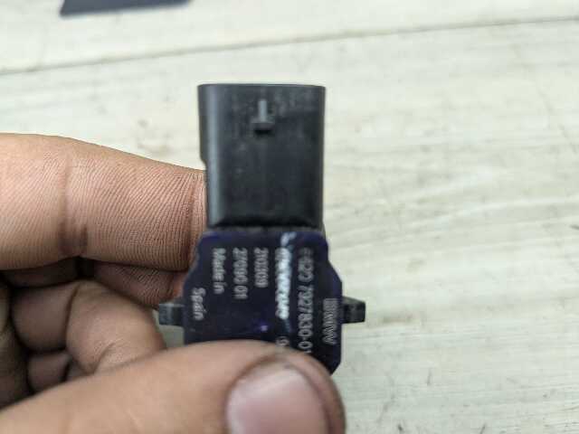 OEM BMW G20 G22 G23 G26* G42 G80 G82 Parking Distance Sonic PDC Sensor RED