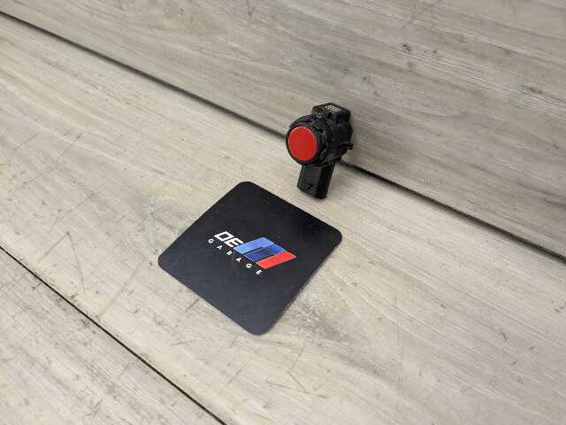 OEM BMW G20 G22 G23 G26* G42 G80 G82 Parking Distance Sonic PDC Sensor RED
