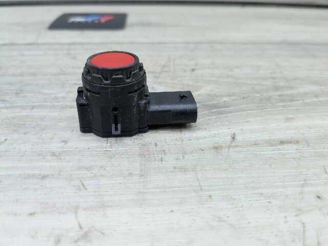 OEM BMW G20 G22 G23 G26* G42 G80 G82 Parking Distance Sonic PDC Sensor RED