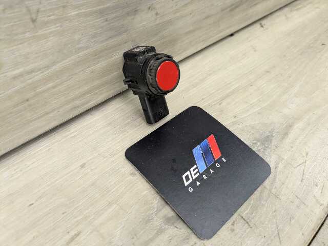 OEM BMW G20 G22 G23 G26* G42 G80 G82 Parking Distance Sonic PDC Sensor RED