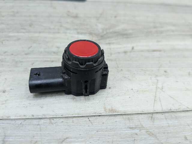 OEM BMW G20 G22 G23 G26* G42 G80 G82 Parking Distance Sonic PDC Sensor RED