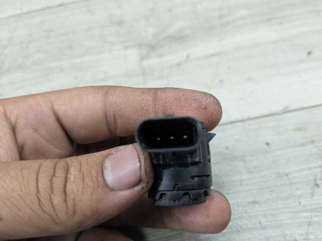 OEM BMW G20 G22 G23 G26* G42 G80 G82 Parking Distance Sonic PDC Sensor RED