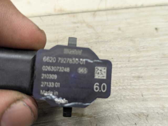 OEM BMW G20 G22 G23 G26* G42 G80 G82 Parking Distance Sonic PDC Sensor RED