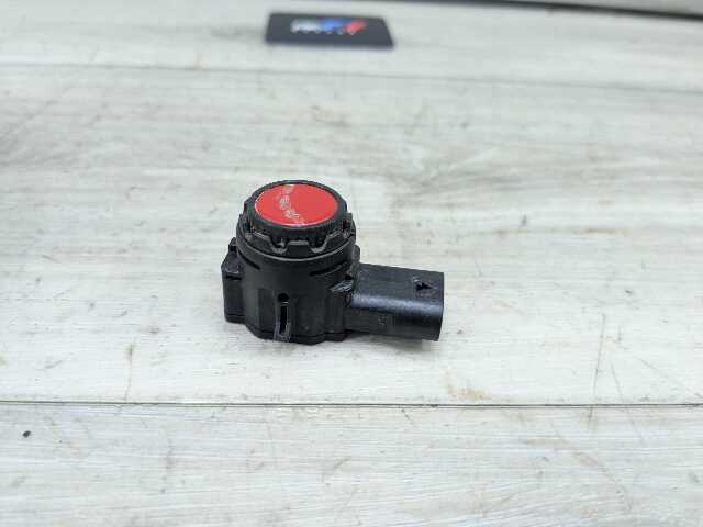 OEM BMW G20 G22 G23 G26* G42 G80 G82 Parking Distance Sonic PDC Sensor RED