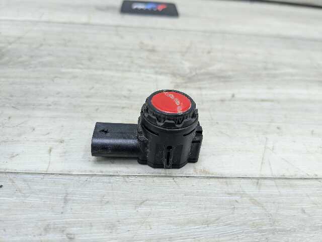 OEM BMW G20 G22 G23 G26* G42 G80 G82 Parking Distance Sonic PDC Sensor RED