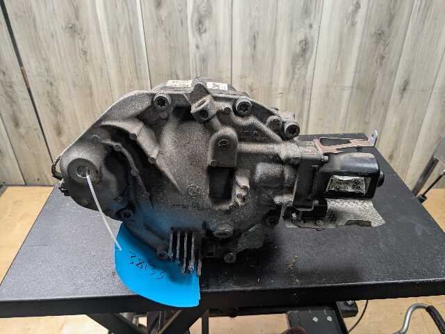 OEM BMW G20 G22 G23 G42 330 M340 Rear Differential Axle Gearbox Carrier 2.81
