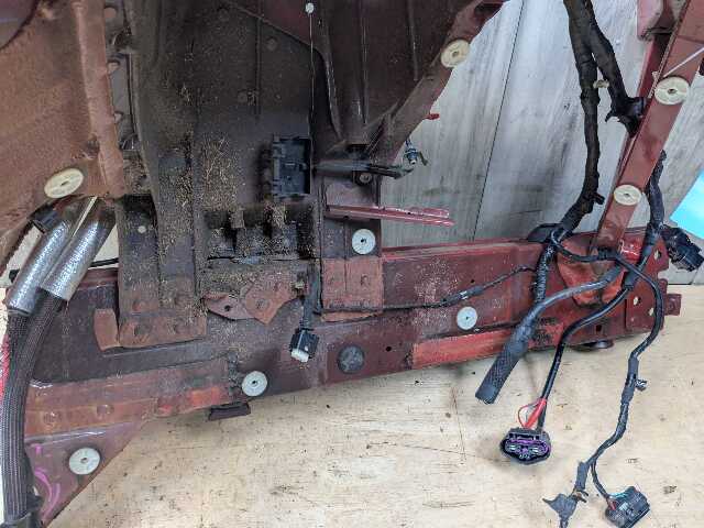 OEM BMW G20 G22 G23 G26 G80 G82 Right Passenger Apron Body Frame Wheelhouse Cut