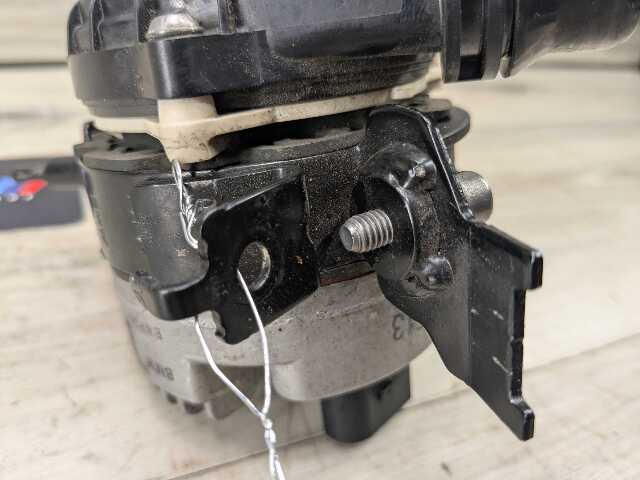 21-25 OEM BMW G80 G82 G83 G87 M2 M3 M4 Engine S58 Auxiliary Electric Water Pump