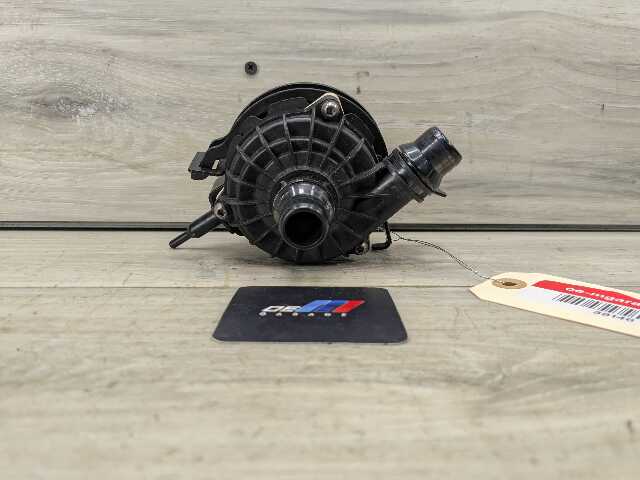 21-25 OEM BMW G80 G82 G83 G87 M2 M3 M4 Engine S58 Auxiliary Electric Water Pump