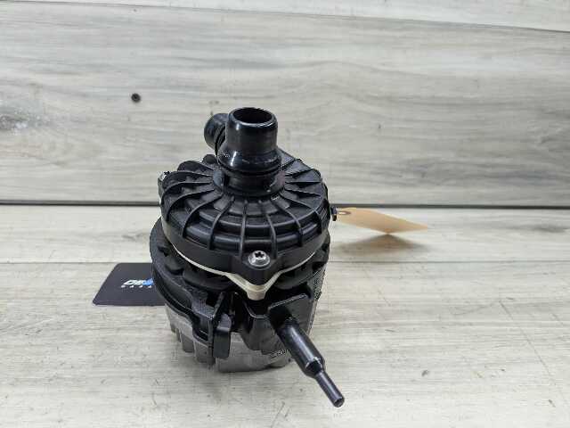 21-25 OEM BMW G80 G82 G83 G87 M2 M3 M4 Engine S58 Auxiliary Electric Water Pump