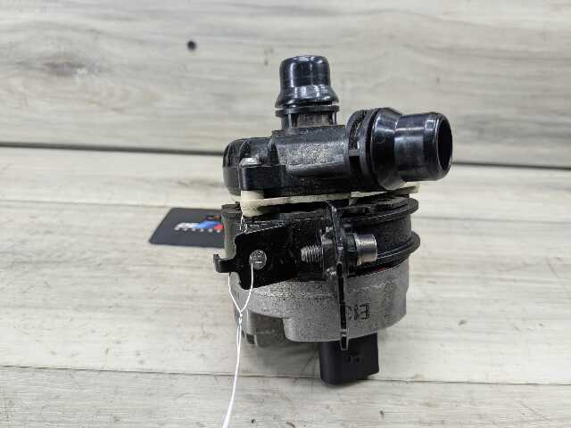 21-25 OEM BMW G80 G82 G83 G87 M2 M3 M4 Engine S58 Auxiliary Electric Water Pump