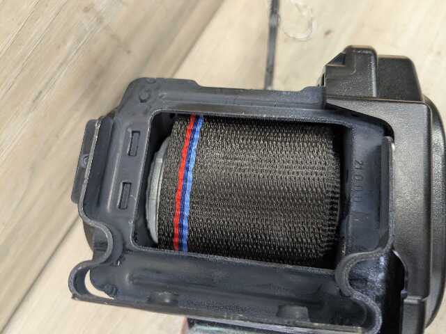 OEM BMW G22 G42 G82 G87 M4 REAR Left Driver Seat Belt Seatbelt Retractor Black
