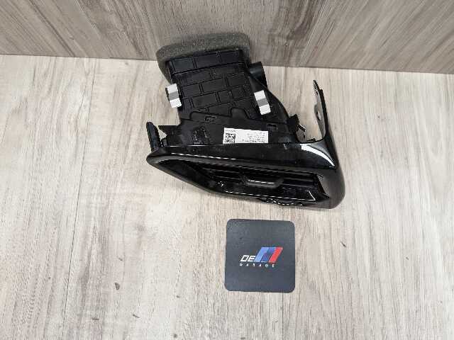18-26 OEM BMW G29 Z4 30 M40 Right Passenger Side Air AC Vent Dash Grille Trim