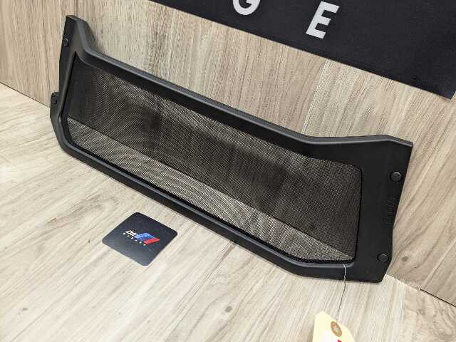 18-26 OEM BMW G29 Z4 30 M40 Roadster Convertible Wind Deflector Diffuser Screen