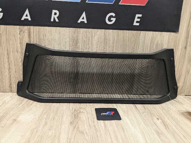 18-26 OEM BMW G29 Z4 30 M40 Roadster Convertible Wind Deflector Diffuser Screen