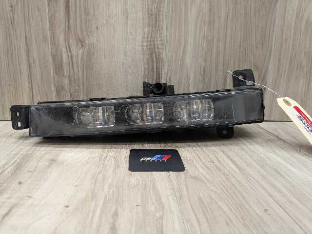 16-19 OEM BMW G11 G12 740 750 M760 B7 Front Right Passenger LED Fog Light Lamp