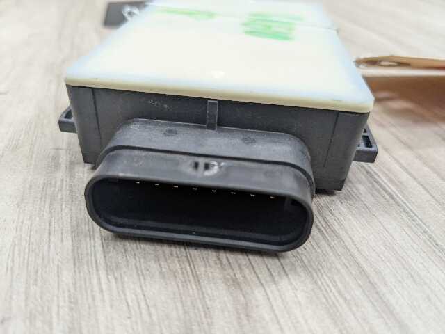 16-20 OEM BMW G11 G12 G30 Blind Spot Lane Change Warning Radar Sensor Module
