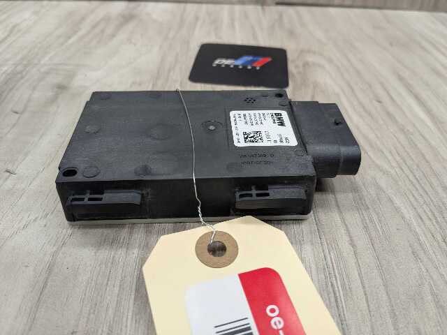 16-20 OEM BMW G11 G12 G30 Blind Spot Lane Change Warning Radar Sensor Module
