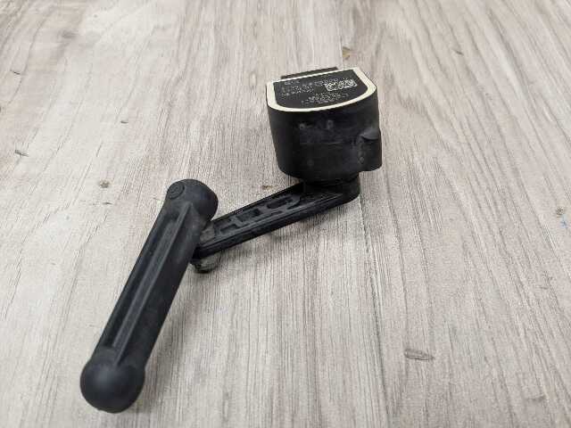 OEM BMW F30 F80 F90 G30 G20 M3 M4 M5 Rear Right Suspension Height Level Sensor