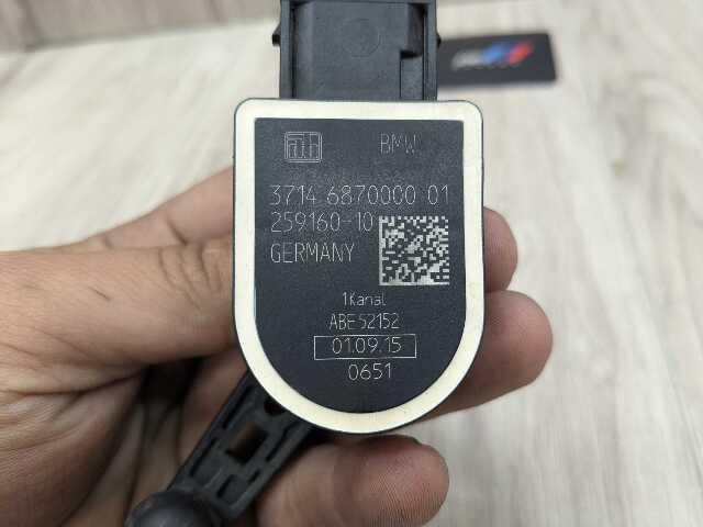 OEM BMW F30 F80 F90 G30 G20 M3 M4 M5 Rear Right Suspension Height Level Sensor