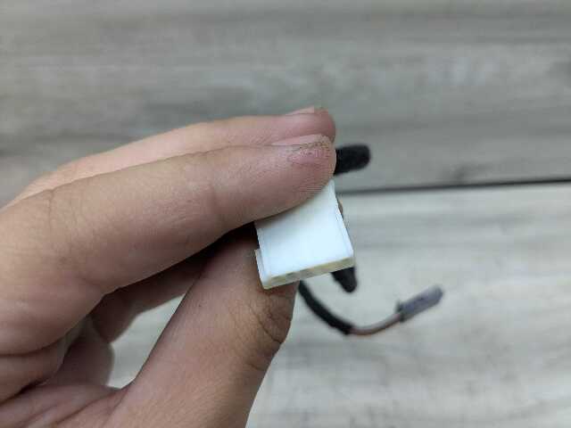 OEM BMW F02 F10 F15 F22 F30 F32 F36 Steering Wheel Control Wire Harness Module