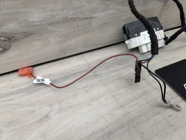 OEM BMW F02 F10 F15 F22 F30 F32 F36 Steering Wheel Control Wire Harness Module