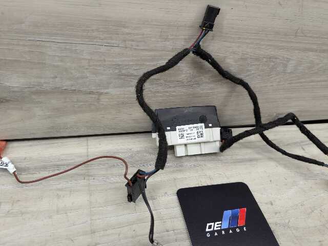 OEM BMW F02 F10 F15 F22 F30 F32 F36 Steering Wheel Control Wire Harness Module