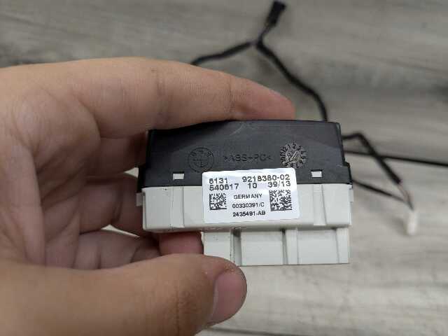 OEM BMW F02 F10 F15 F22 F30 F32 F36 Steering Wheel Control Wire Harness Module