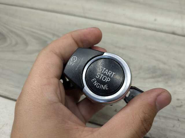 14-19 OEM BMW F15 F16 F85 F86 X5 Engine Ignition Auto Start Stop Switch Button