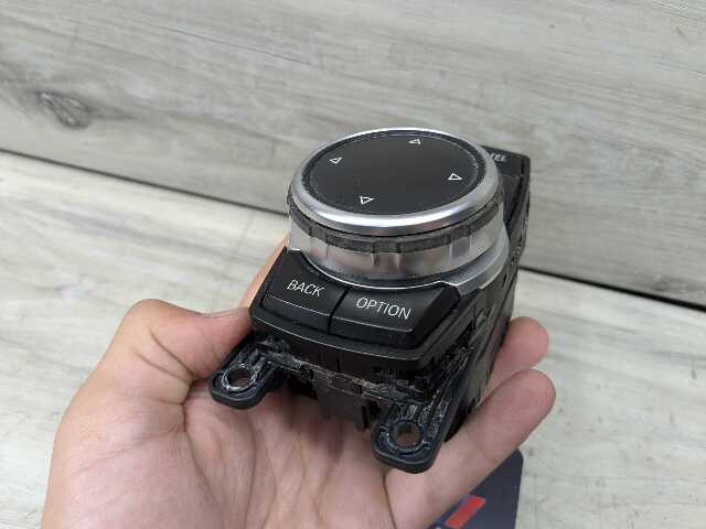 OEM BMW F10 F15 F30 F32 F33 F80 F82 M3 iDrive Navigation Controller Knob NBT NAV