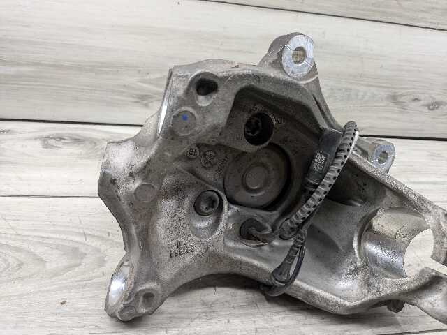 19-25 OEM BMW G20 G22 G23 FRONT Left Driver Hub Spindle Knuckle Bearing RWD