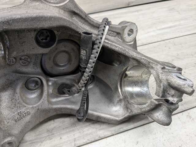 19-25 OEM BMW G20 G22 G23 FRONT Left Driver Hub Spindle Knuckle Bearing RWD