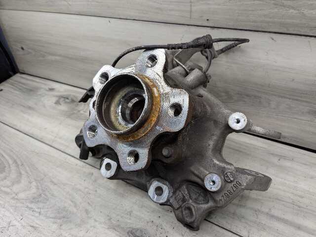 19-25 OEM BMW G20 330 M340 REAR Right Passenger Side Knuckle Hub Spindle Bearing