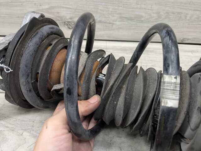 *19-25 OEM BMW G20 330i RWD FRONT Left Driver Spring Strut Shock Absorber VDC