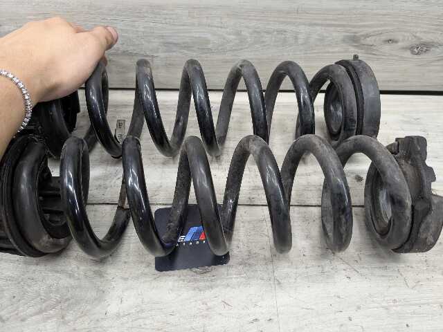 19-25 OEM BMW G20 330i RWD Rear Left Right Suspension Strut Shock Coil Springs
