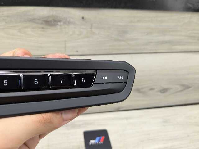 OEM BMW G20 G22 G23 G26 G80 G82 G83 M3 Control Panel Radio Media Buttons Control