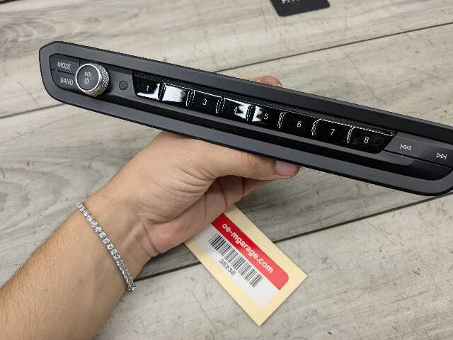 OEM BMW G20 G22 G23 G26 G80 G82 G83 M3 Control Panel Radio Media Buttons Control